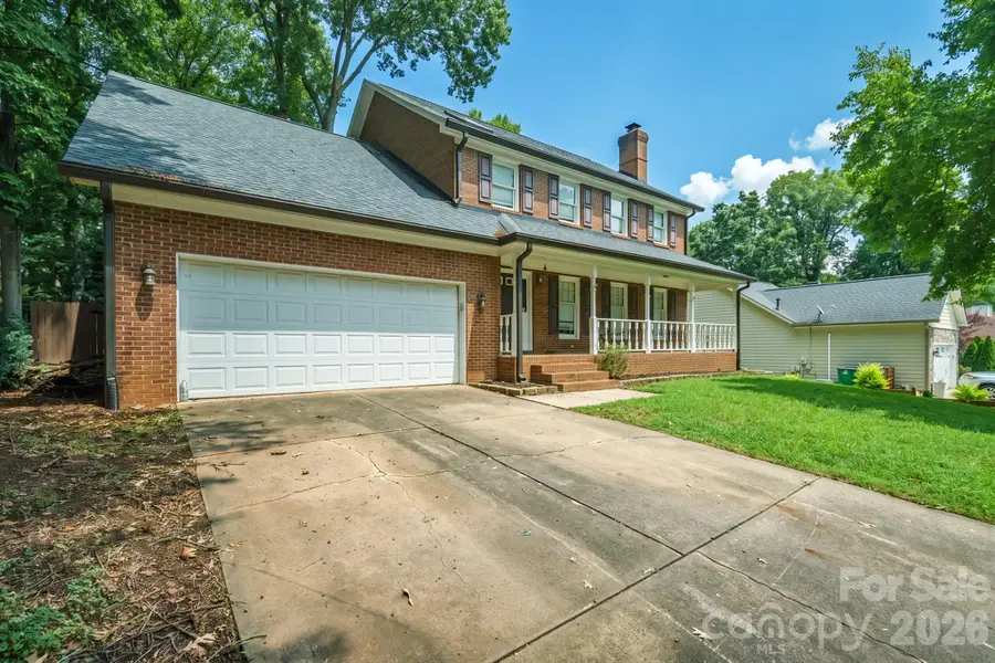 7801 Bridle Court, Charlotte, NC 28216 - #2