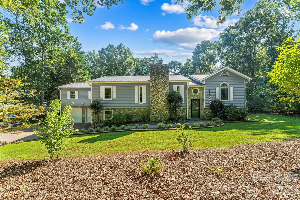 5468 Valley Run Street, Hickory, NC 28601 - #1