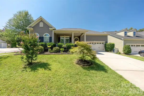 11426 Warfield Avenue, Huntersville, NC 28078