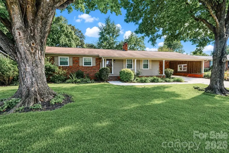 1412 Mount Vernon Avenue, Statesville, NC 28677 - #2