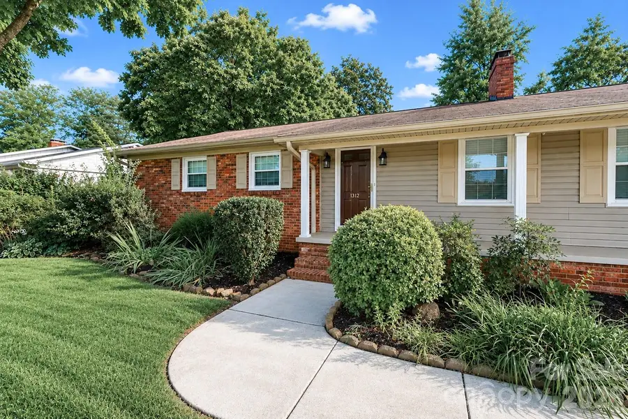 1412 Mount Vernon Avenue, Statesville, NC 28677 - #3