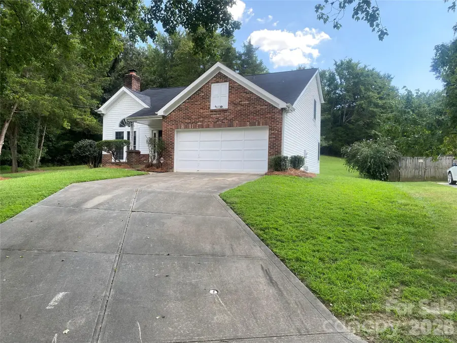 11101 Deerpath Court, Charlotte, NC 28262 - #2
