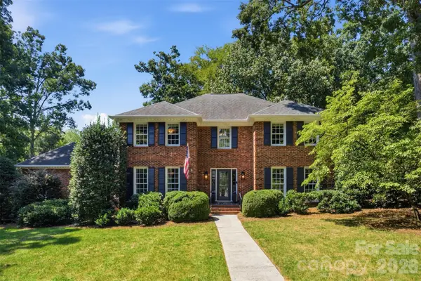 2801 Wamath Drive, Charlotte, NC 28210