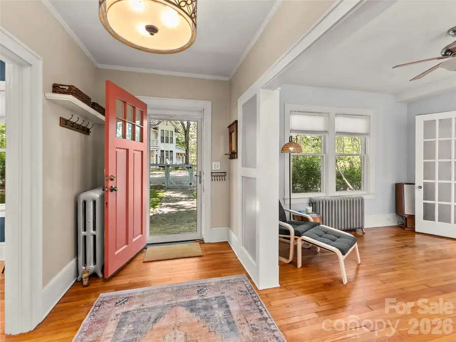 1 Kenilworth Road, Asheville, NC 28803 - #3