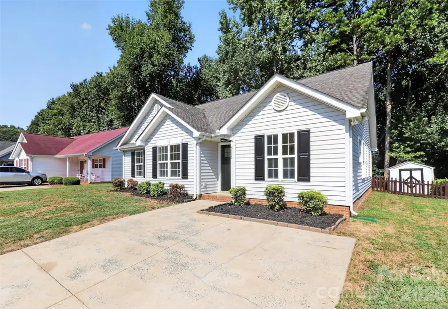 6111 Country Walk Drive, Charlotte, NC 28212 - #3