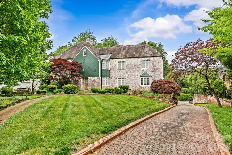 1858 Queens Road W, Charlotte, NC 28207 - #2