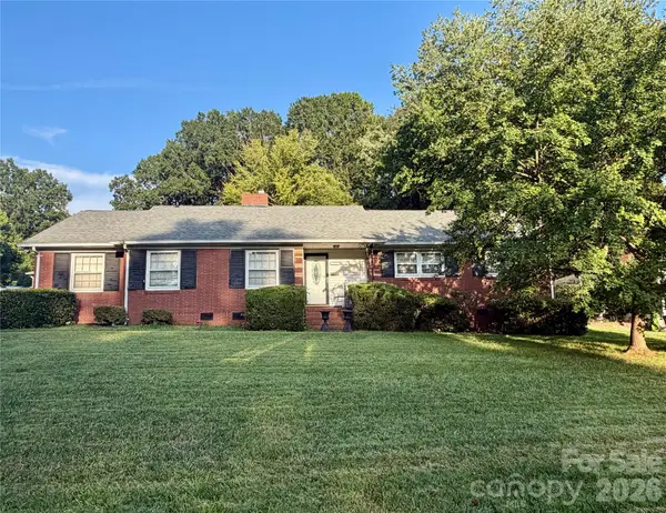 332 Fannie Circle, Charlotte, NC 28205