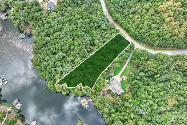 649 Whisper Lake Drive, New London, NC 28127