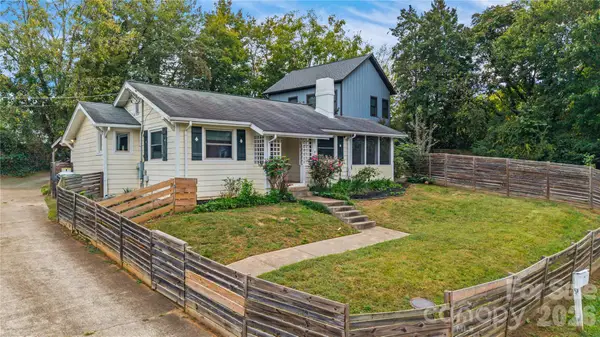 9 Oakley Road, Asheville, NC 28803