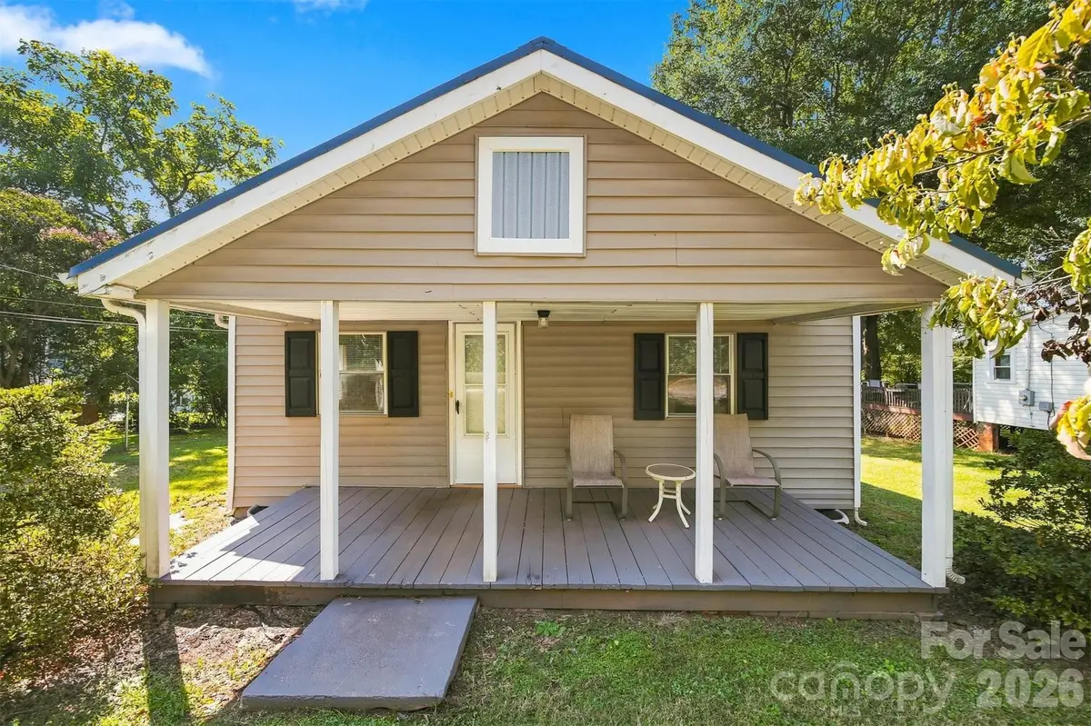 411 W 21st Street, Newton, NC 28658 - #1