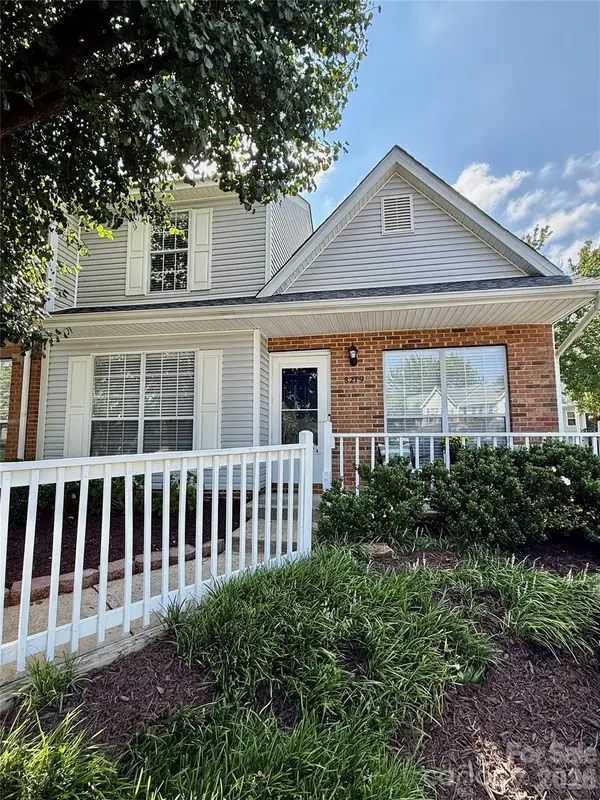 8219 Golf Ridge Drive, Charlotte, NC 28277