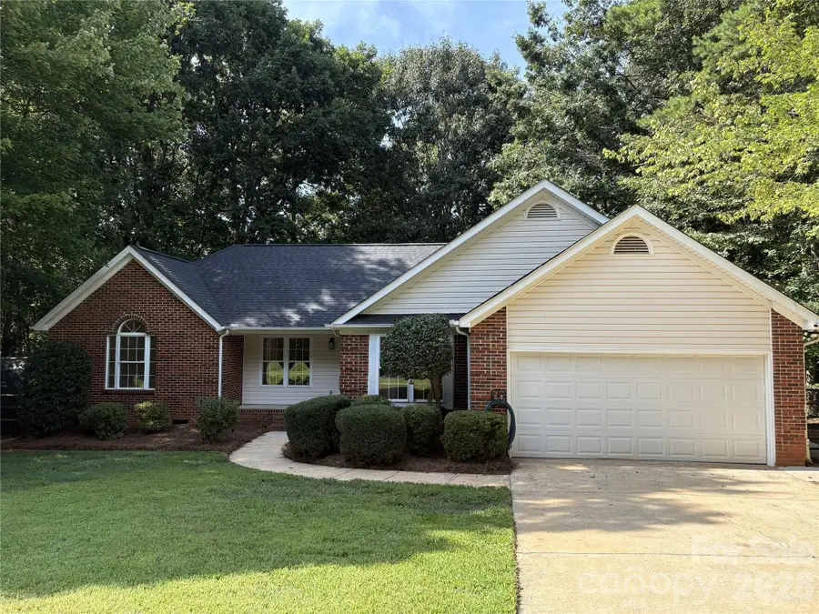 13800 Woody Point Road, Charlotte, NC 28278 - #2
