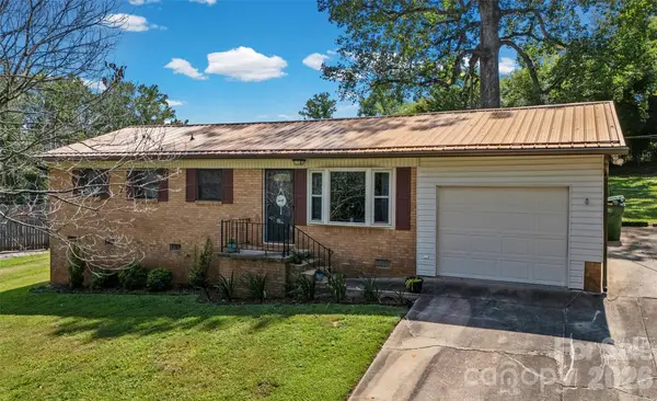2435 Lewiston Drive, Gastonia, NC 28054
