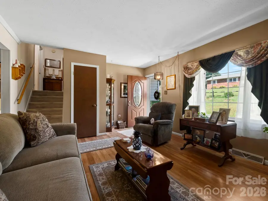86 Debra Lane, Asheville, NC 28806 - #2