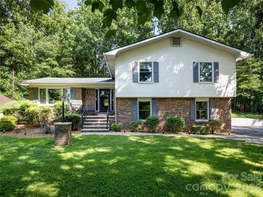 1 Morris Drive, Weaverville, NC 28787 - #2