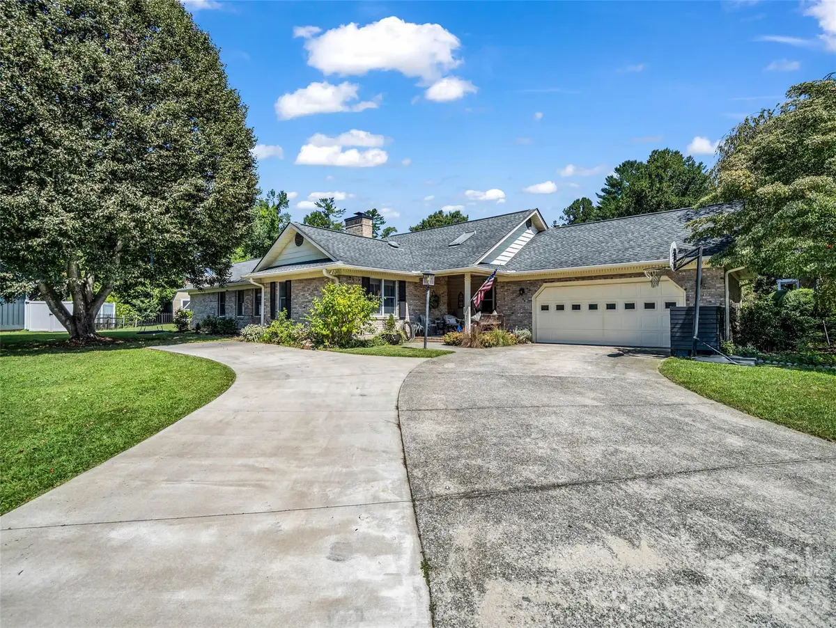 2365 Rosemont Court, Hendersonville, NC 28791 - #1