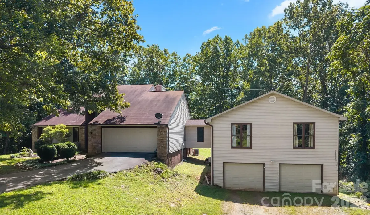 40 Country Bear Lane, Flat Rock, NC 28731 - #1