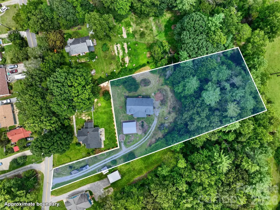 518 Onteora Boulevard, Asheville, NC 28803 - #2
