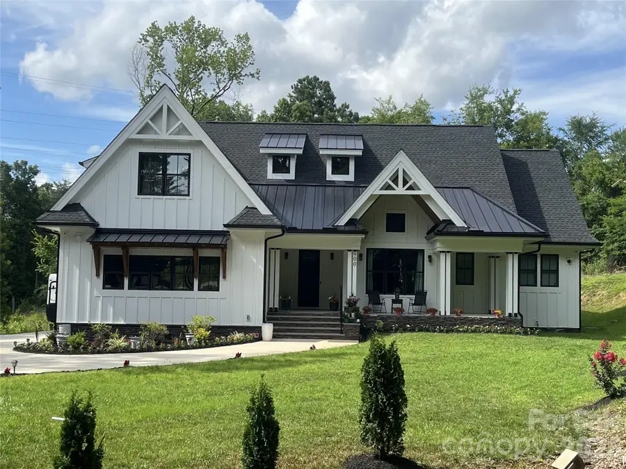 900 Houston Heights Road, Charlotte, NC 28262 - #2