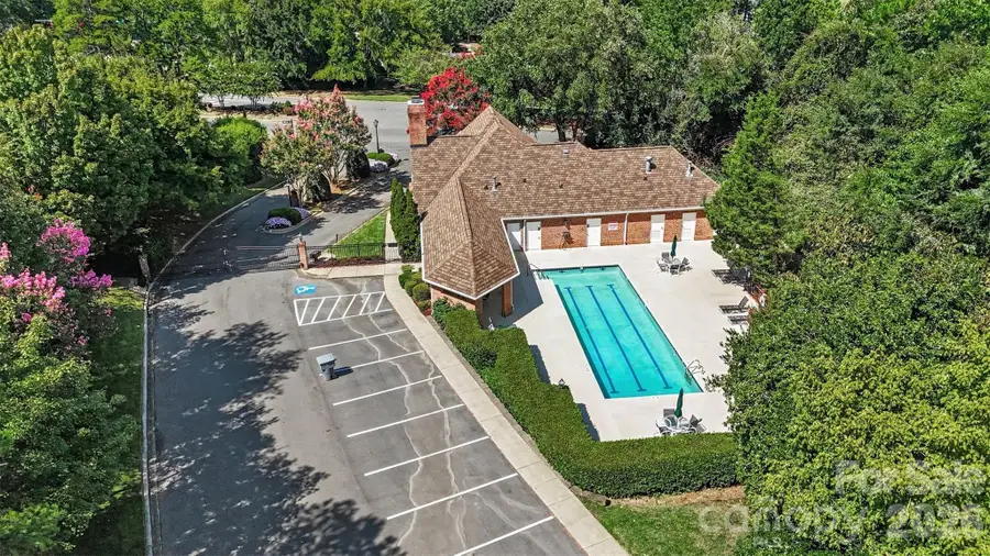7418 Hurstbourne Green Drive, Charlotte, NC 28277 - #3