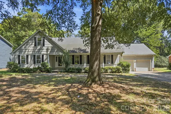 3321 Chilham Place, Charlotte, NC 28226