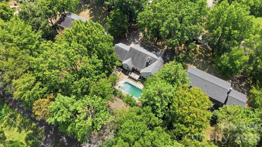 3321 Chilham Place, Charlotte, NC 28226 - #2