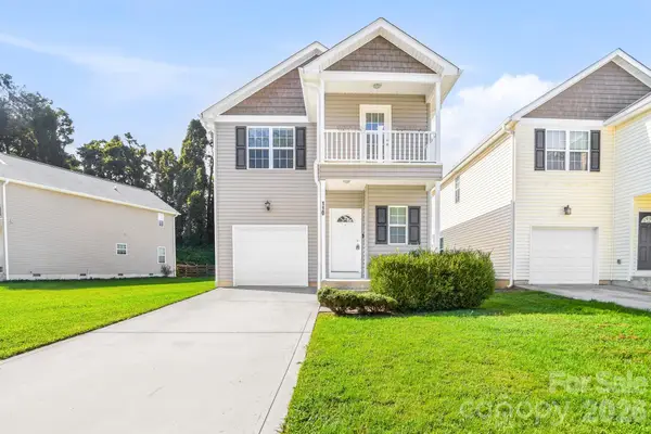 110 Lookout Point Place, Mooresville, NC 28115