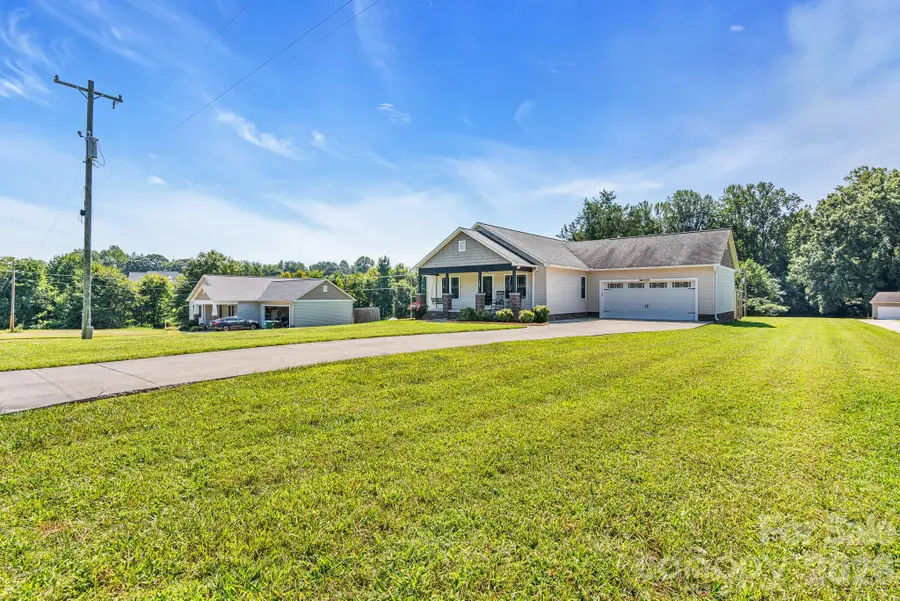 720 Pecan Street, Rockwell, NC 28138 - #2
