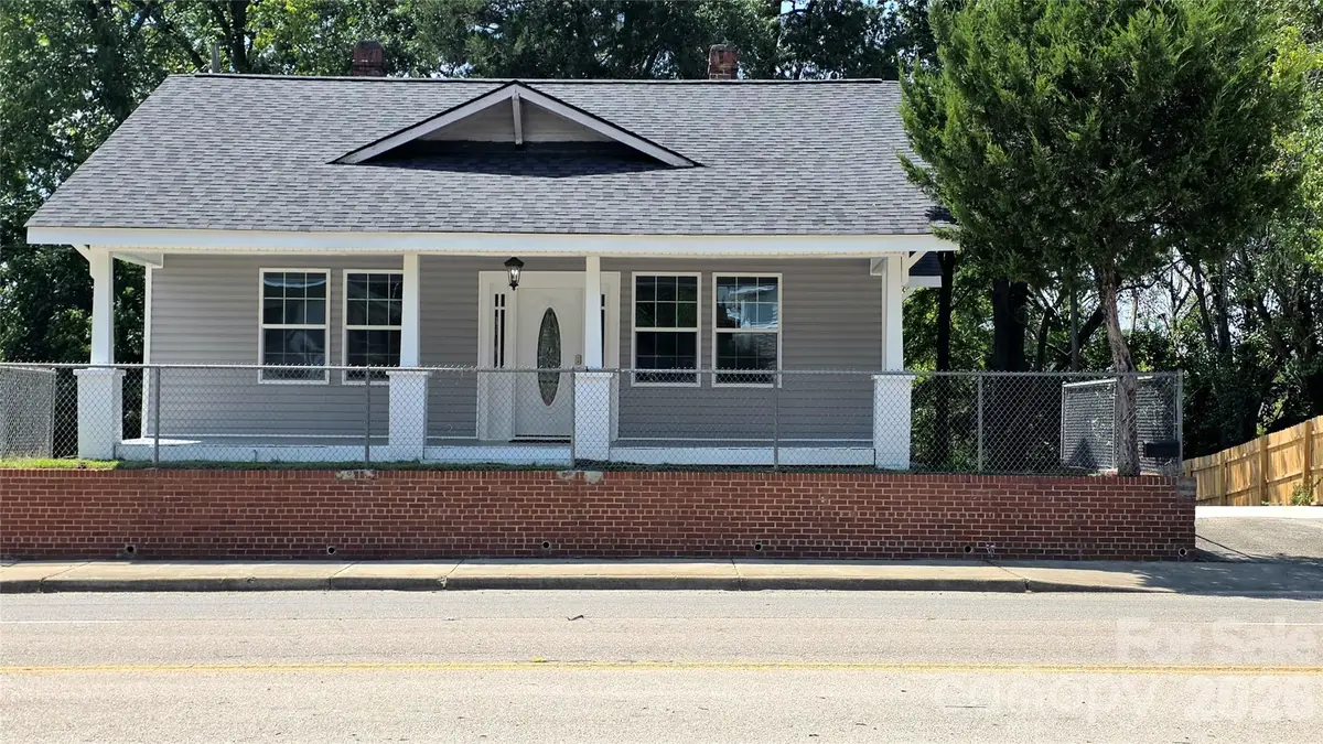 406 S Market Street, Lancaster, SC 29720 - #1