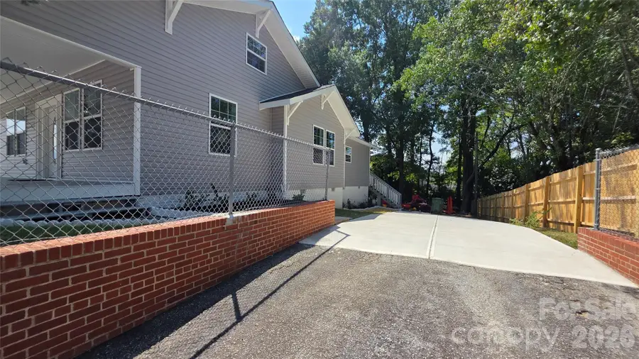406 S Market Street, Lancaster, SC 29720 - #2