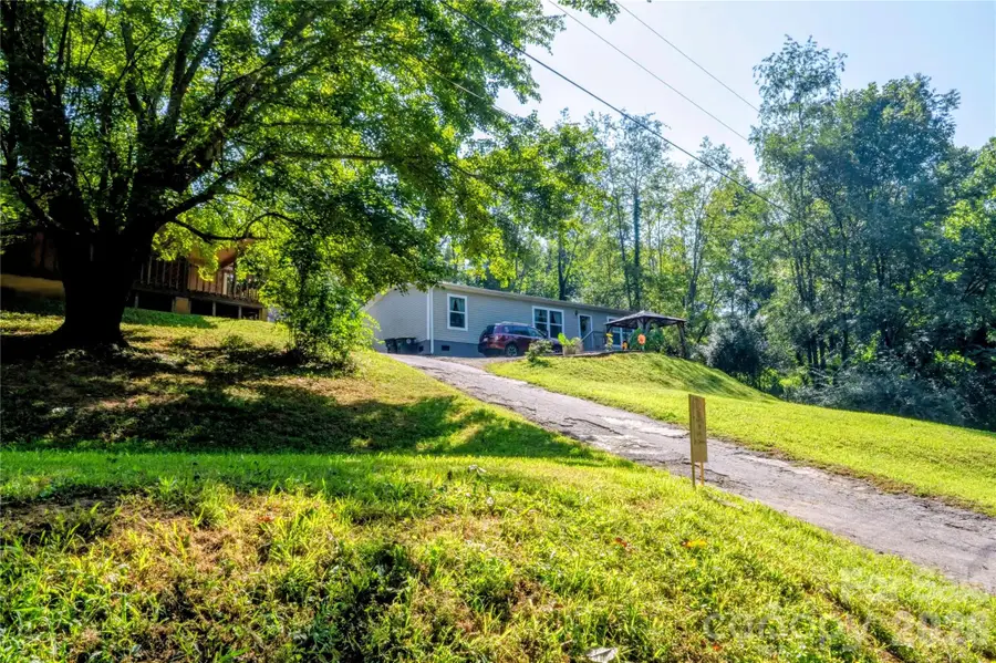 30 & 32 W Skyland Circle, Asheville, NC 28804 - #3