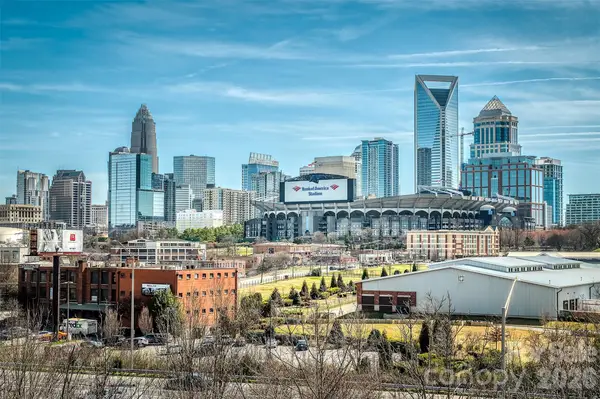 1101 W 1st Street #211, Charlotte, NC 28202