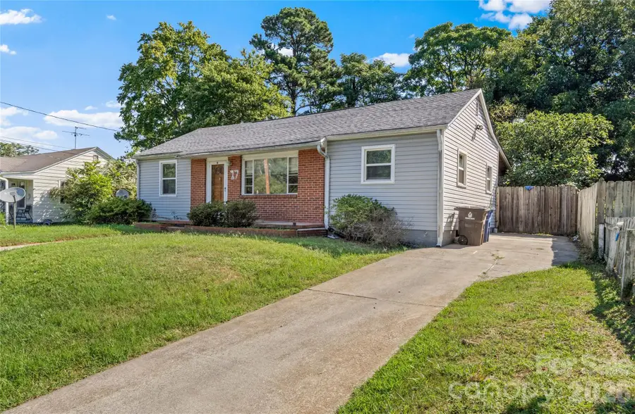 17 Edgewood View Lane, Winston Salem, NC 27127 - #2