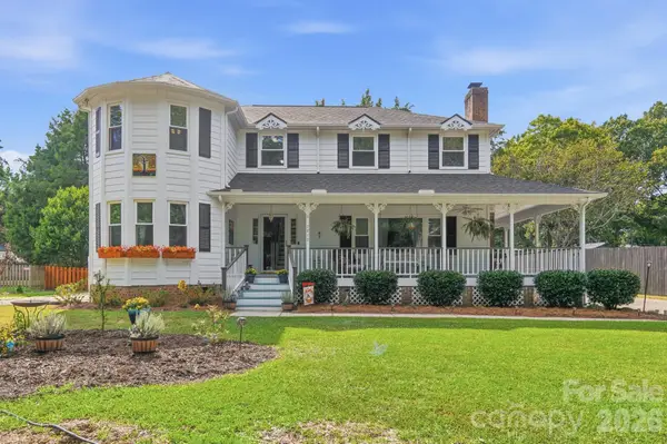 7812 Ridgeloch Place, Charlotte, NC 28226