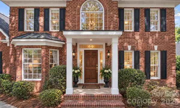 2401 Flagstick Drive, Matthews, NC 28104