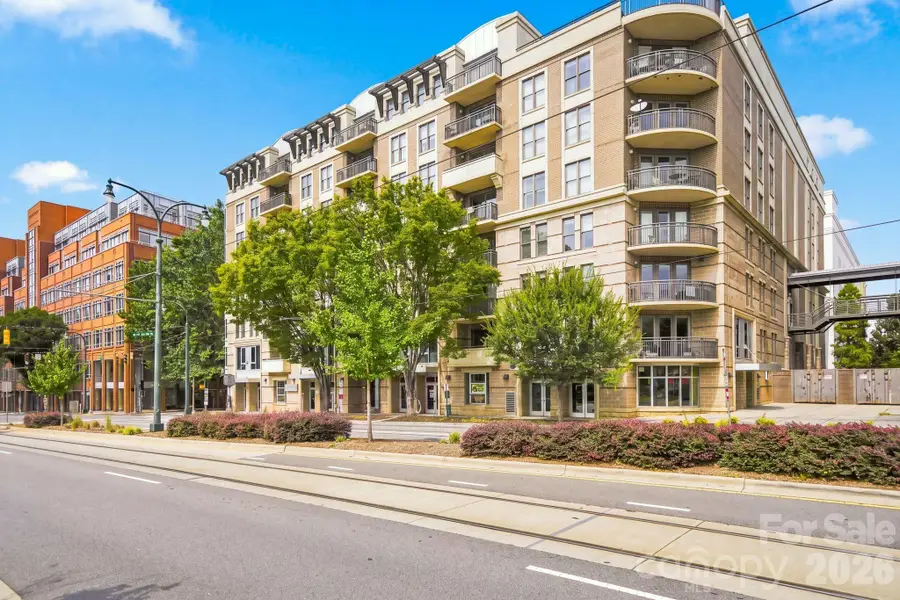 718 W Trade Street #808, Charlotte, NC 28202 - #2