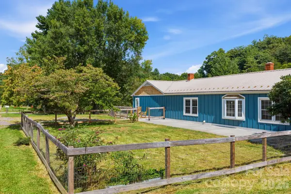 2119 Pisgah Drive, Canton, NC 28716