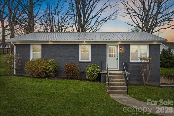 7 Browndale Road, Asheville, NC 28805