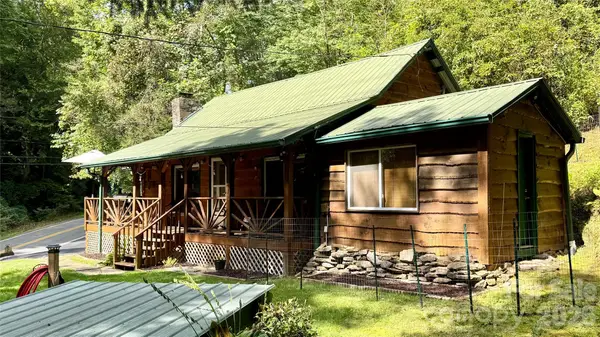 3387 Union Hill Road, Whittier, NC 28789