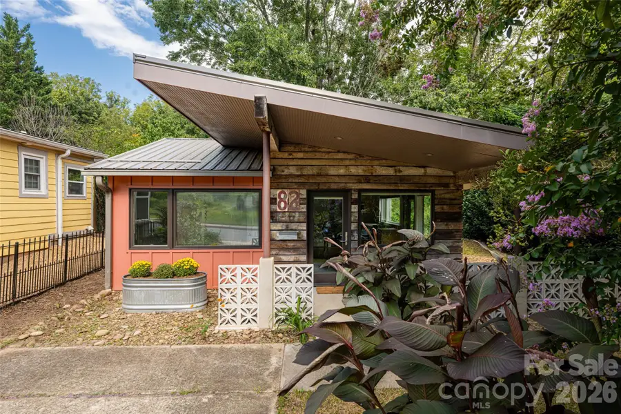 82 Mount Clare Avenue, Asheville, NC 28801 - #2