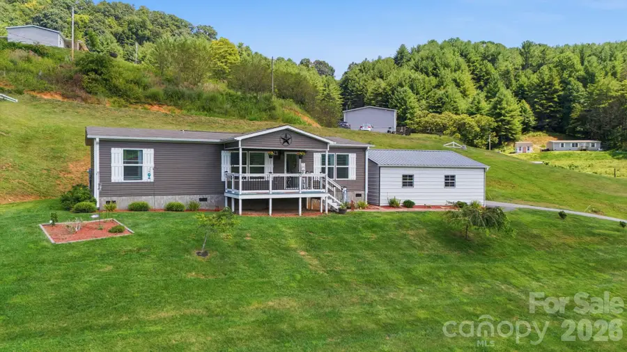 582 John Henry Road, Burnsville, NC 28714 - #2