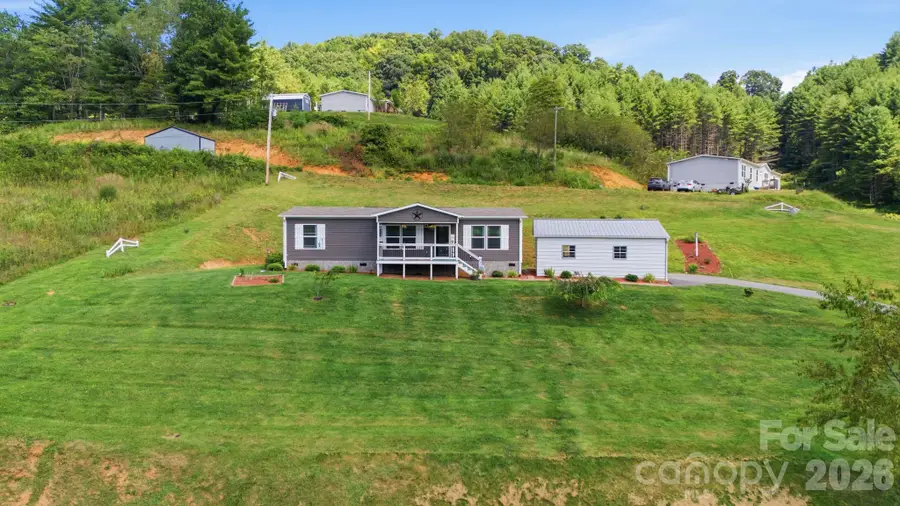 582 John Henry Road, Burnsville, NC 28714 - #3