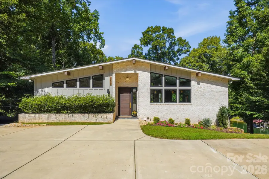 292 Clark Cove Road, Statesville, NC 28677 - #2