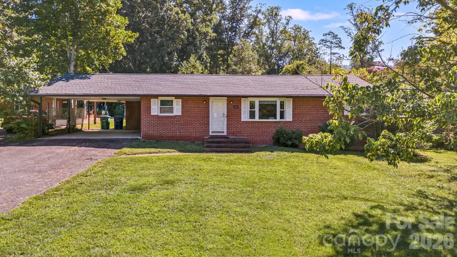 376 School Road E, Asheville, NC 28803 - #3