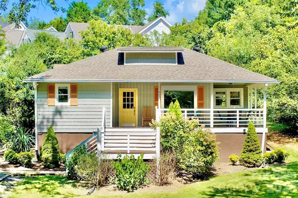 23 Maxwell Road, Asheville, NC 28805