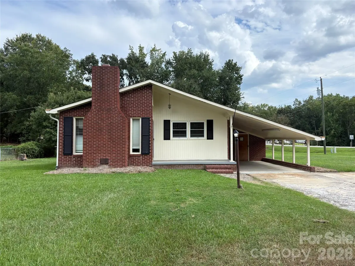 15884 State Highway 200 Highway, Great Falls, SC 29055 - #1