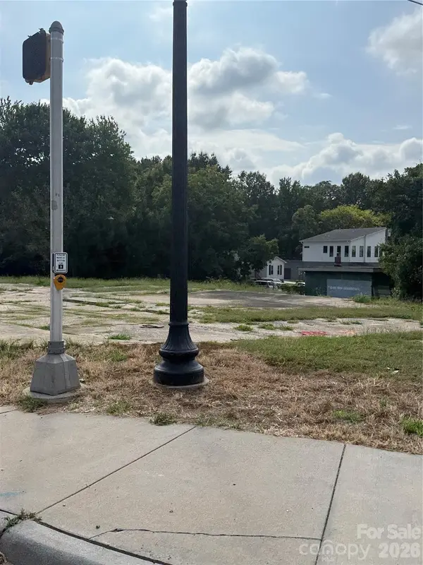1200 Parkwood Avenue, Charlotte, NC 28205