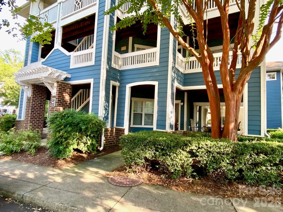 417 Olmsted Park Place, Charlotte, NC 28203 - #1