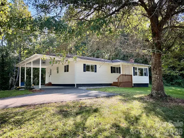 6622 Mountain Grove Road, Hickory, NC 28602