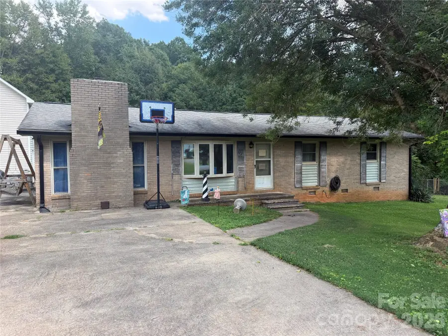 344 Pearson Street, Blacksburg, SC 29702 - #2